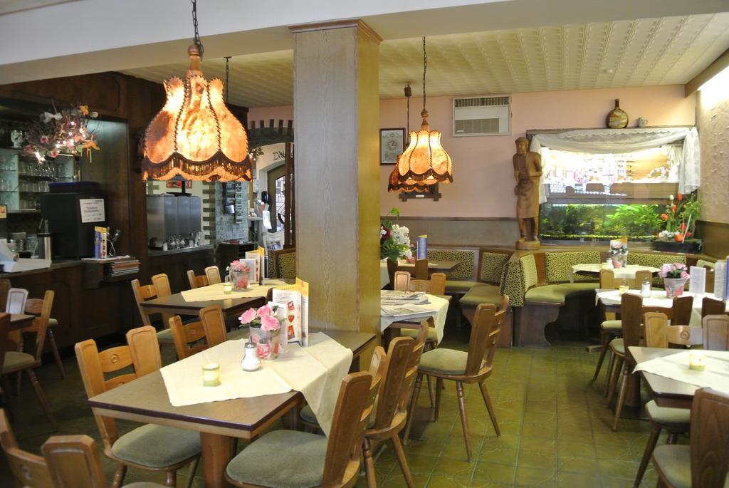 Akzent Hotel Am Bach Деттельбах Экстерьер фото